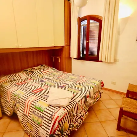Daina Villa *