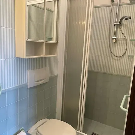 Daina Villa *
